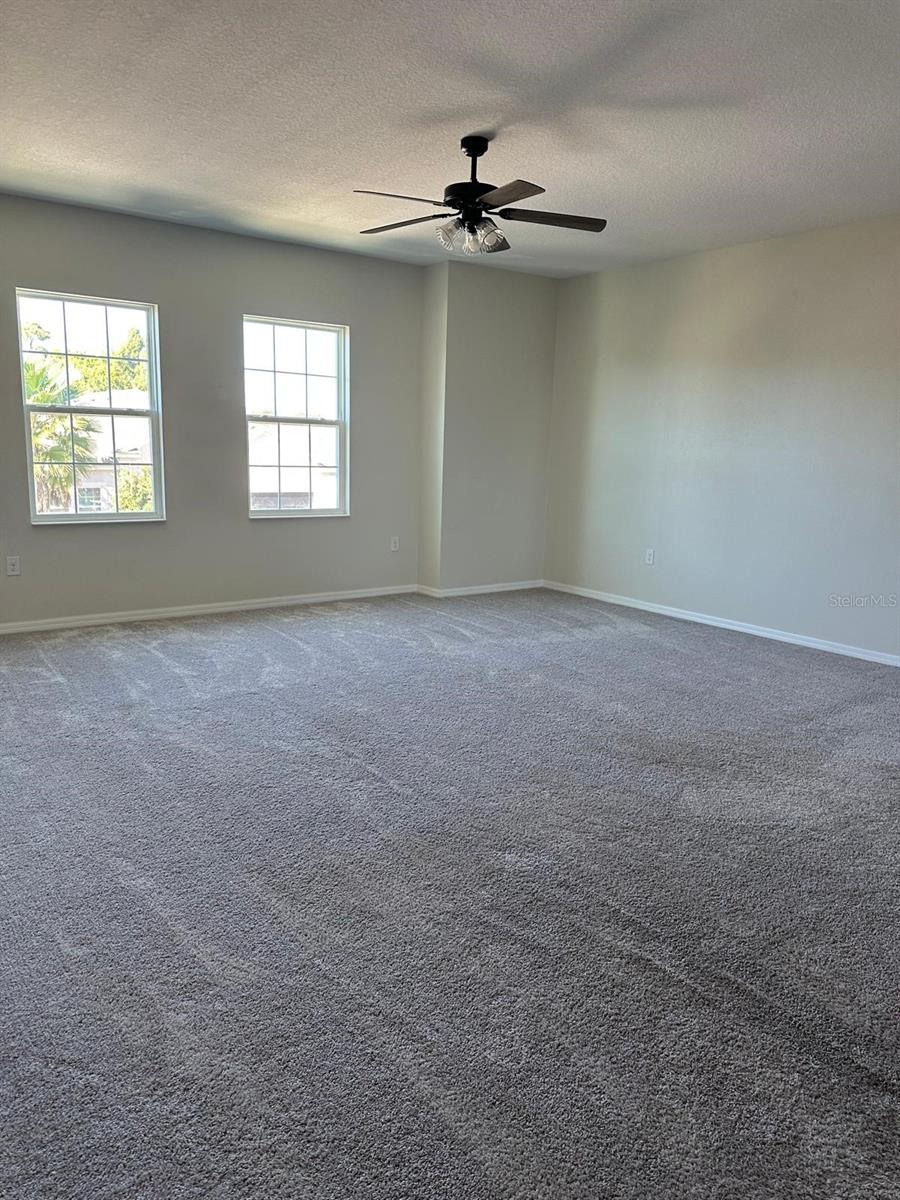 HIGHLAND MDWS PH III - Residential Lease