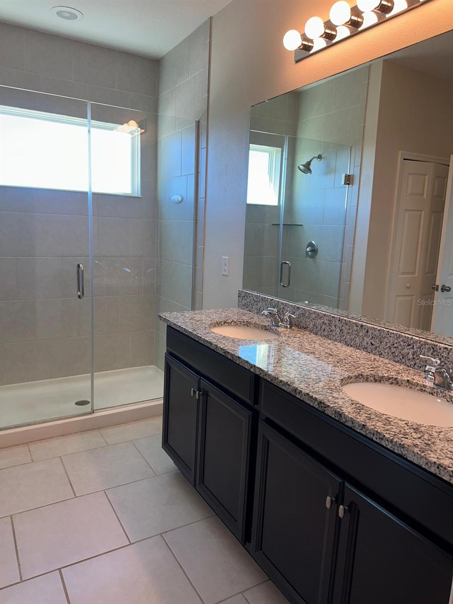 HIGHLAND MDWS PH III - Residential Lease