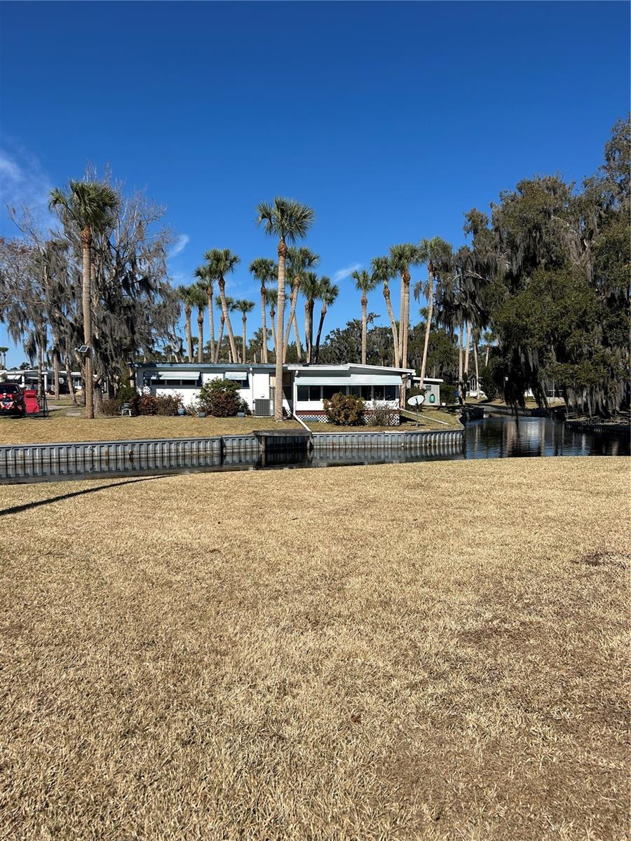 EUSTIS COUNTRY CLUB MANOR MHP UNIT 02A - Residential