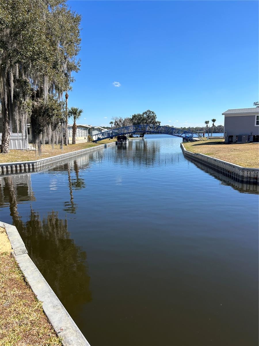 EUSTIS COUNTRY CLUB MANOR MHP UNIT 02A - Residential