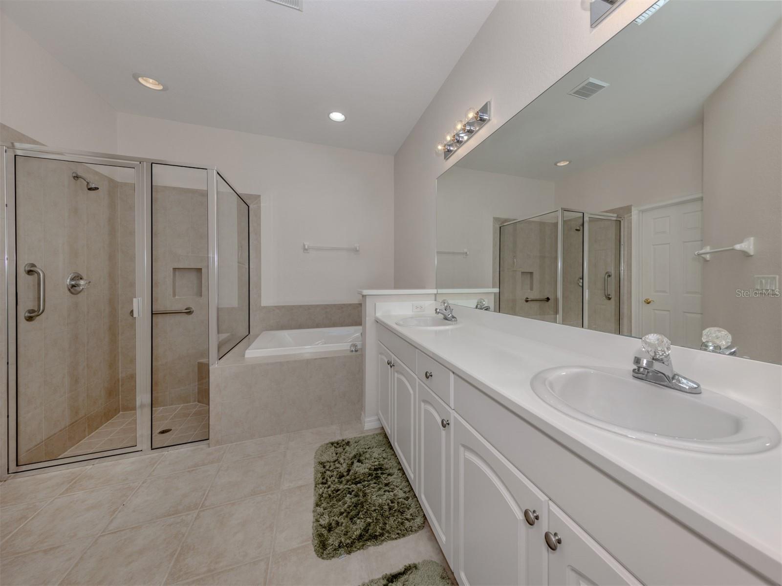 VENETIAN GOLF & RIVER CLUB PHA - Residential