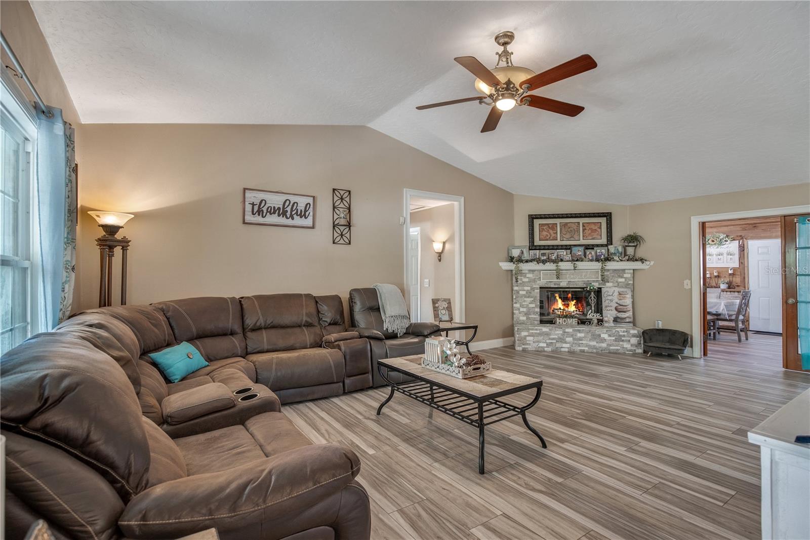 ROBERTS LT 12 BLK 23 ORANGE CITY - Residential