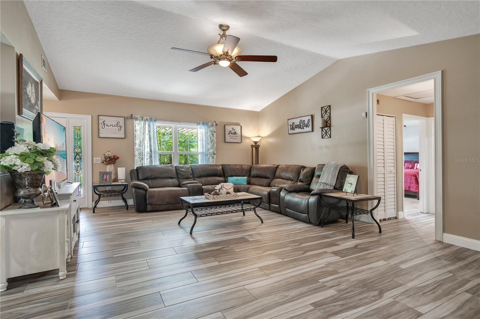 ROBERTS LT 12 BLK 23 ORANGE CITY - Residential