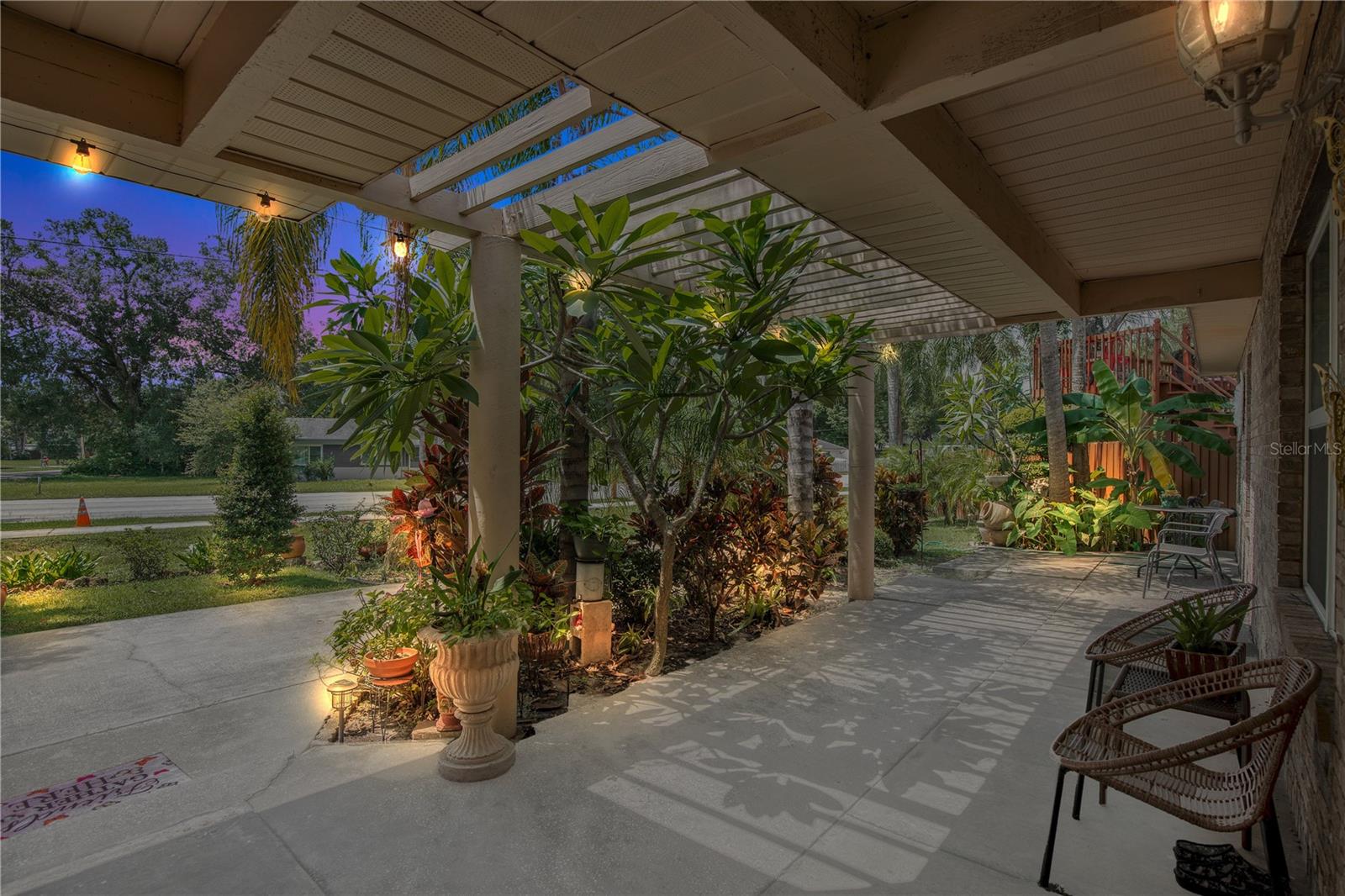 403 W FRENCH AVENUE