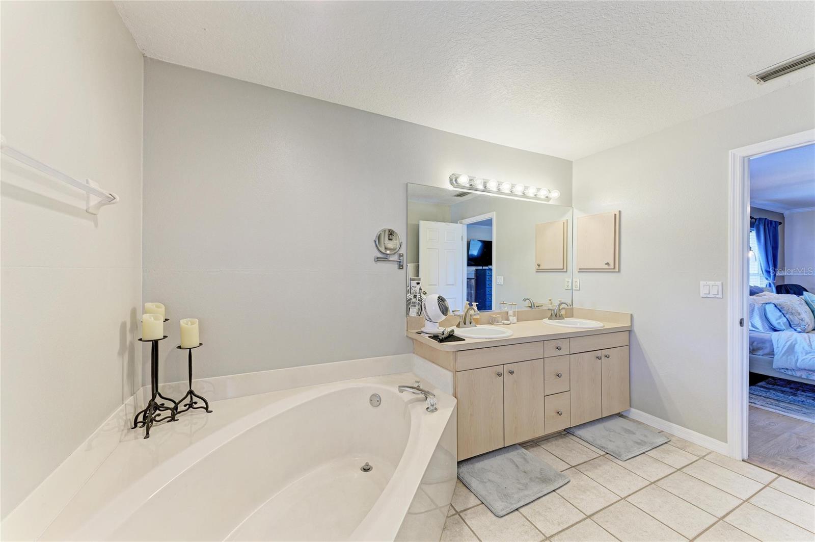 SADDLEHORN ESTATES - Residential