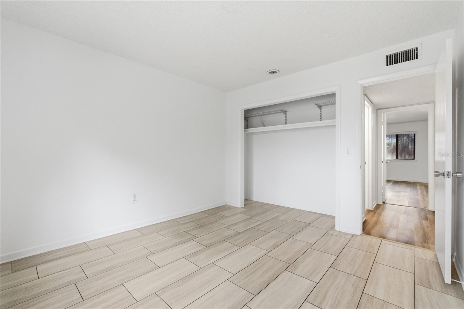 WINDHOVER CONDO - Residential