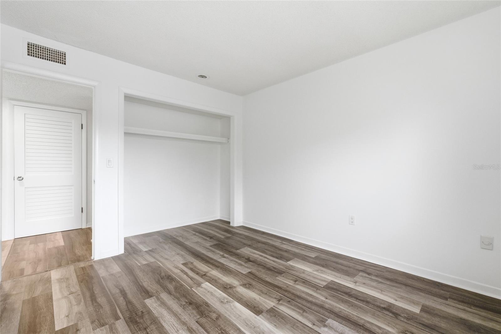 WINDHOVER CONDO - Residential