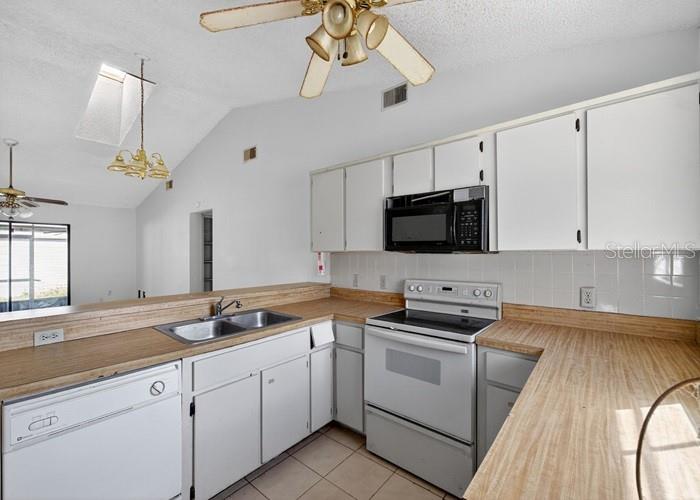 LONGWOOD - Residential