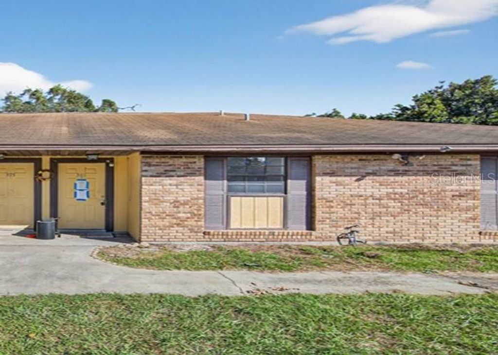 Photo of 381 E Jessup Avenue, Longwood, FL 32750 (MLS # O6357846)