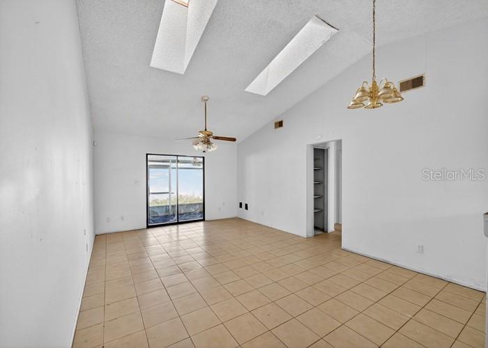 LONGWOOD - Residential