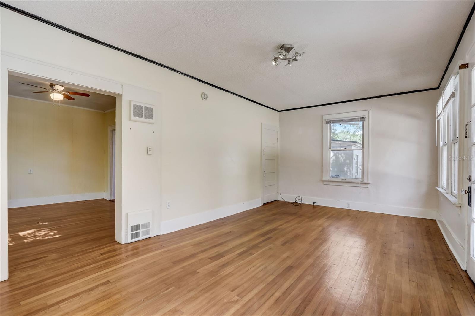 HIBISCUS COURT - Residential Income