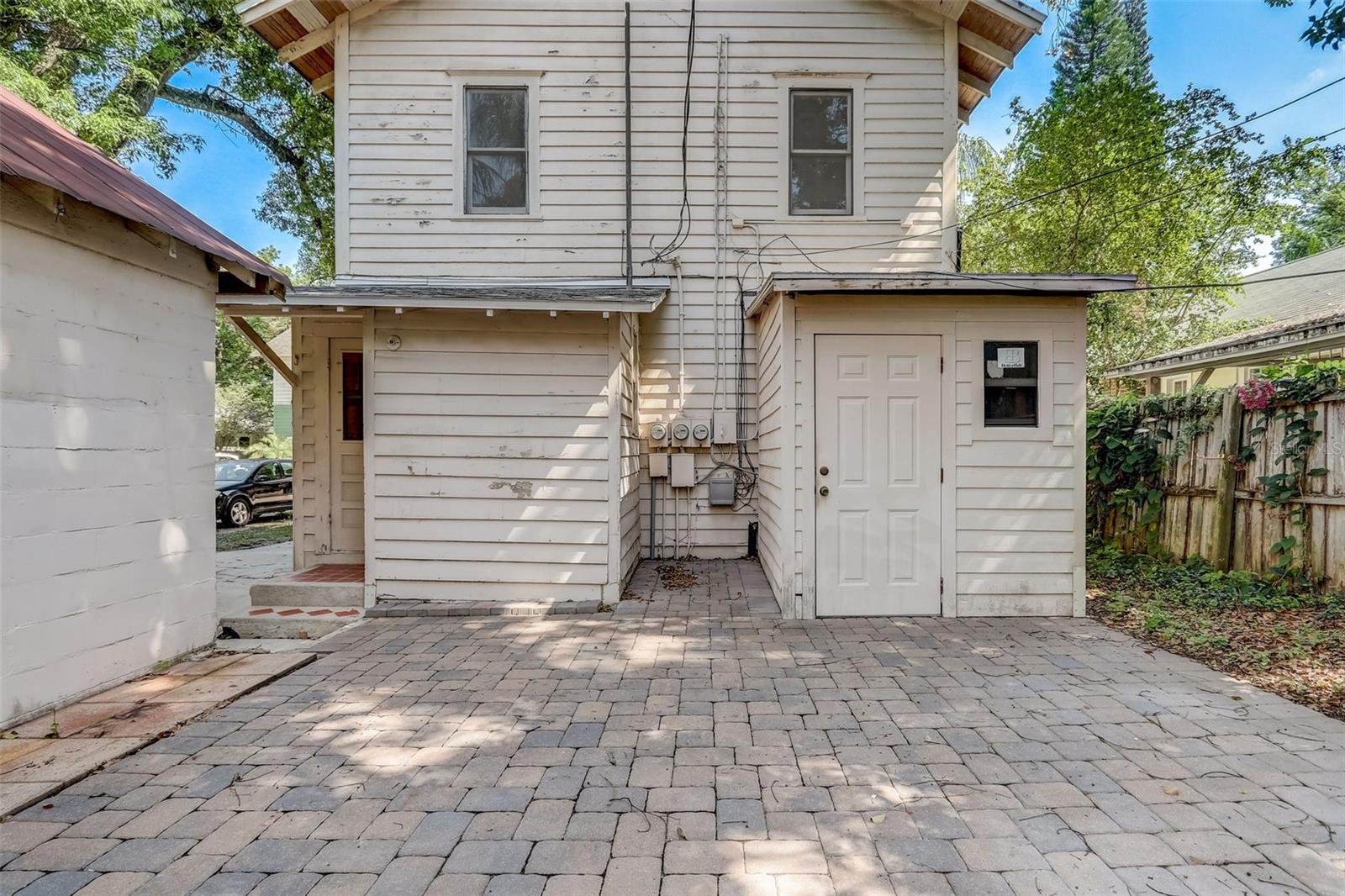 HIBISCUS COURT - Residential Income