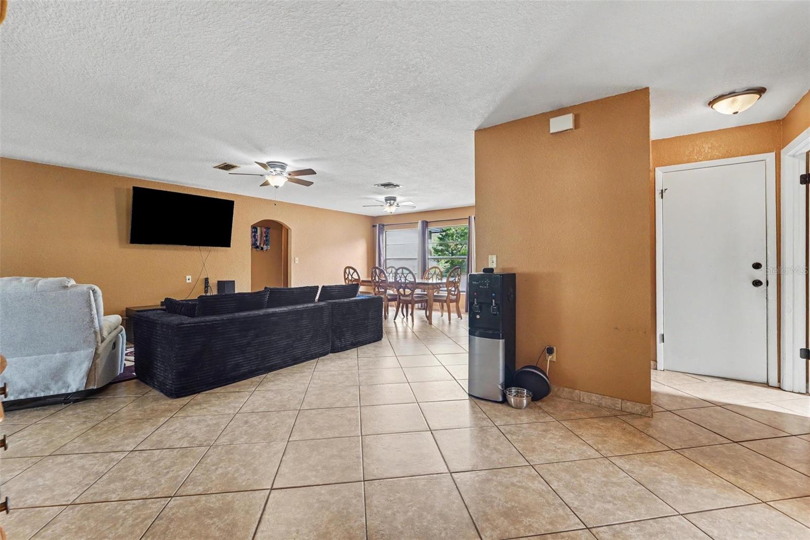 FOREST OAKS UNIT - Residential