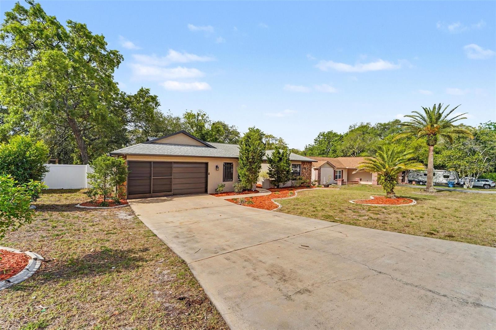 FOREST OAKS UNIT - Residential
