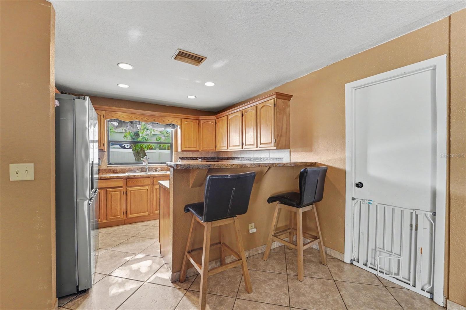FOREST OAKS UNIT - Residential