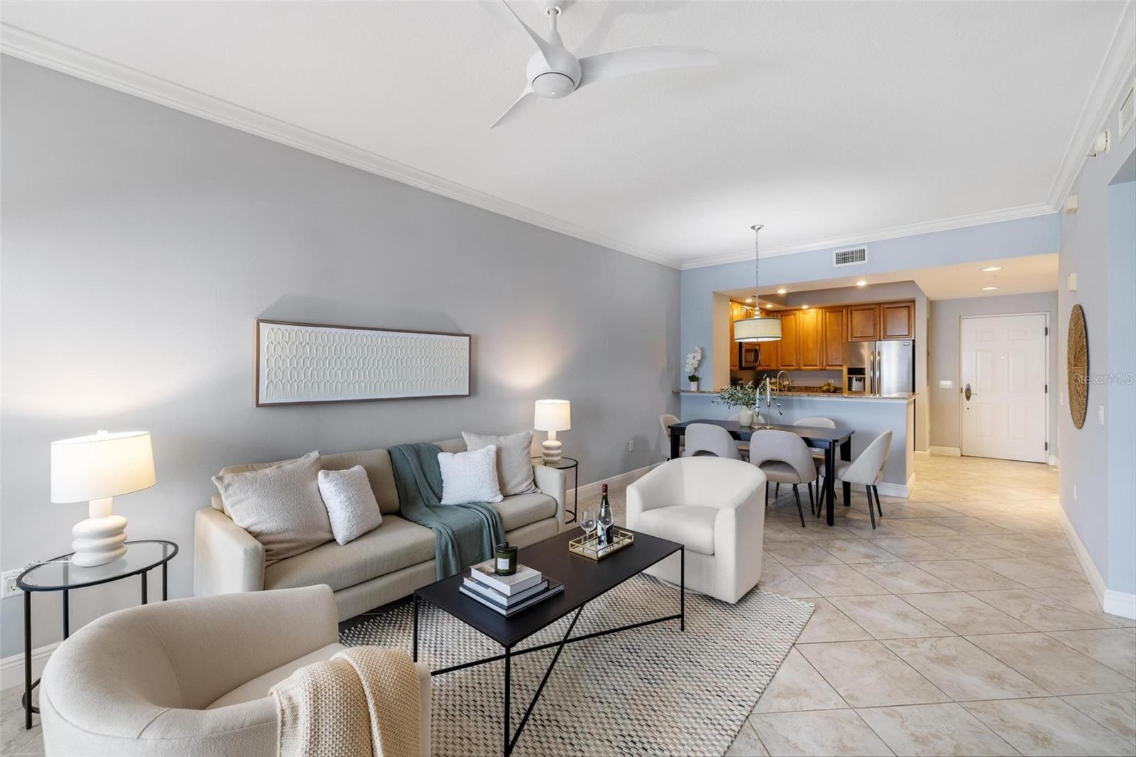 ONE HUNDRED CENTRAL - Residential