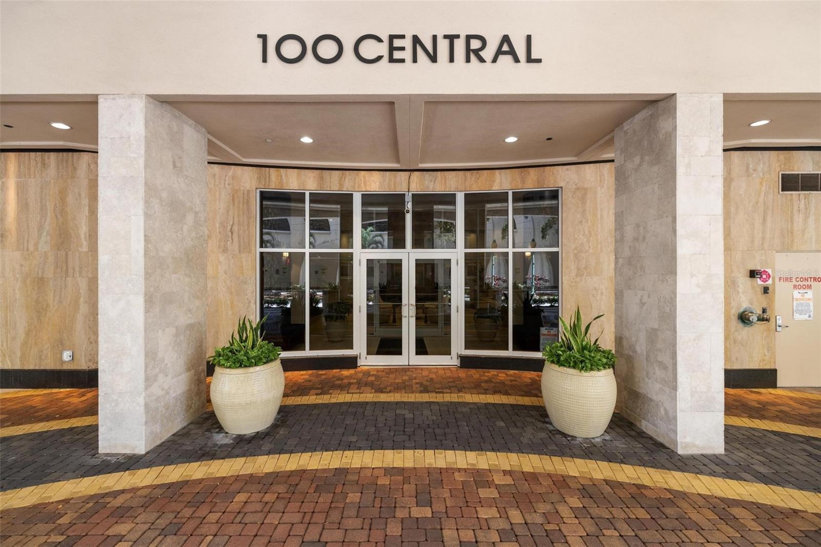 100 CENTRAL AVENUE C619