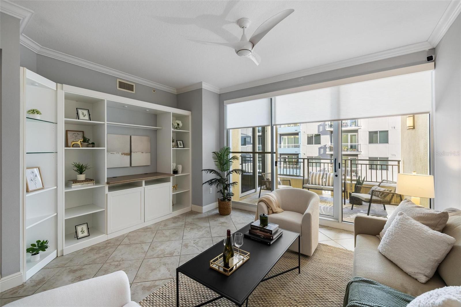 ONE HUNDRED CENTRAL - Residential
