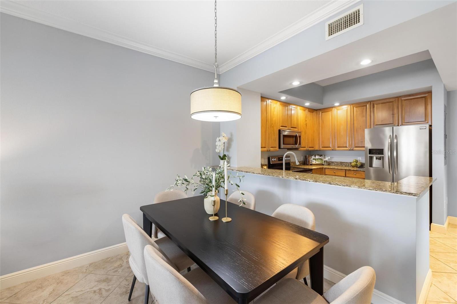 ONE HUNDRED CENTRAL - Residential