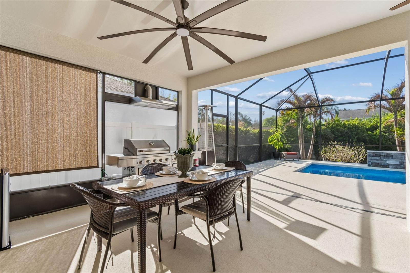 LAKESHORE OAKS SUB - Residential