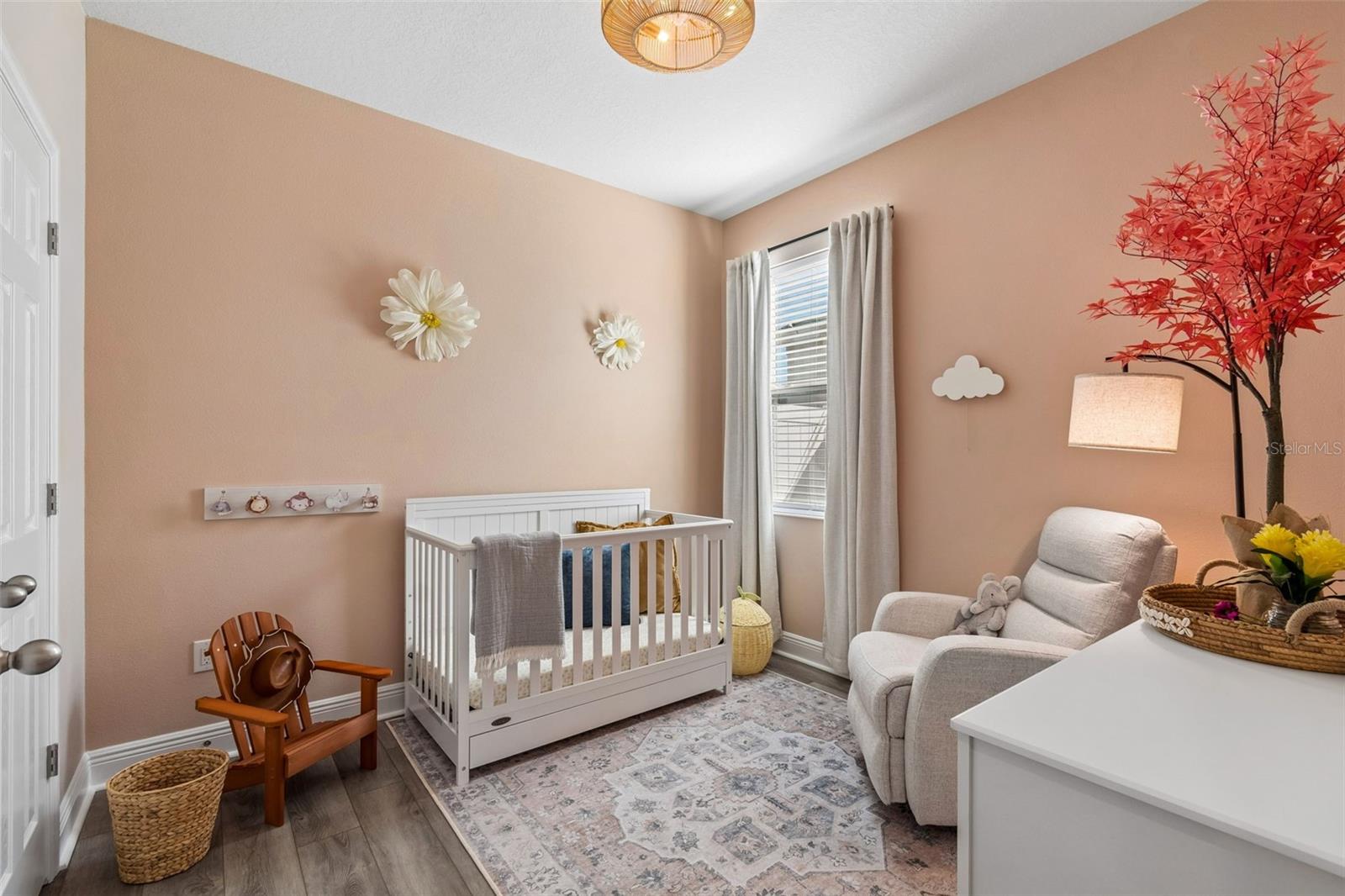 LAKESHORE OAKS SUB - Residential