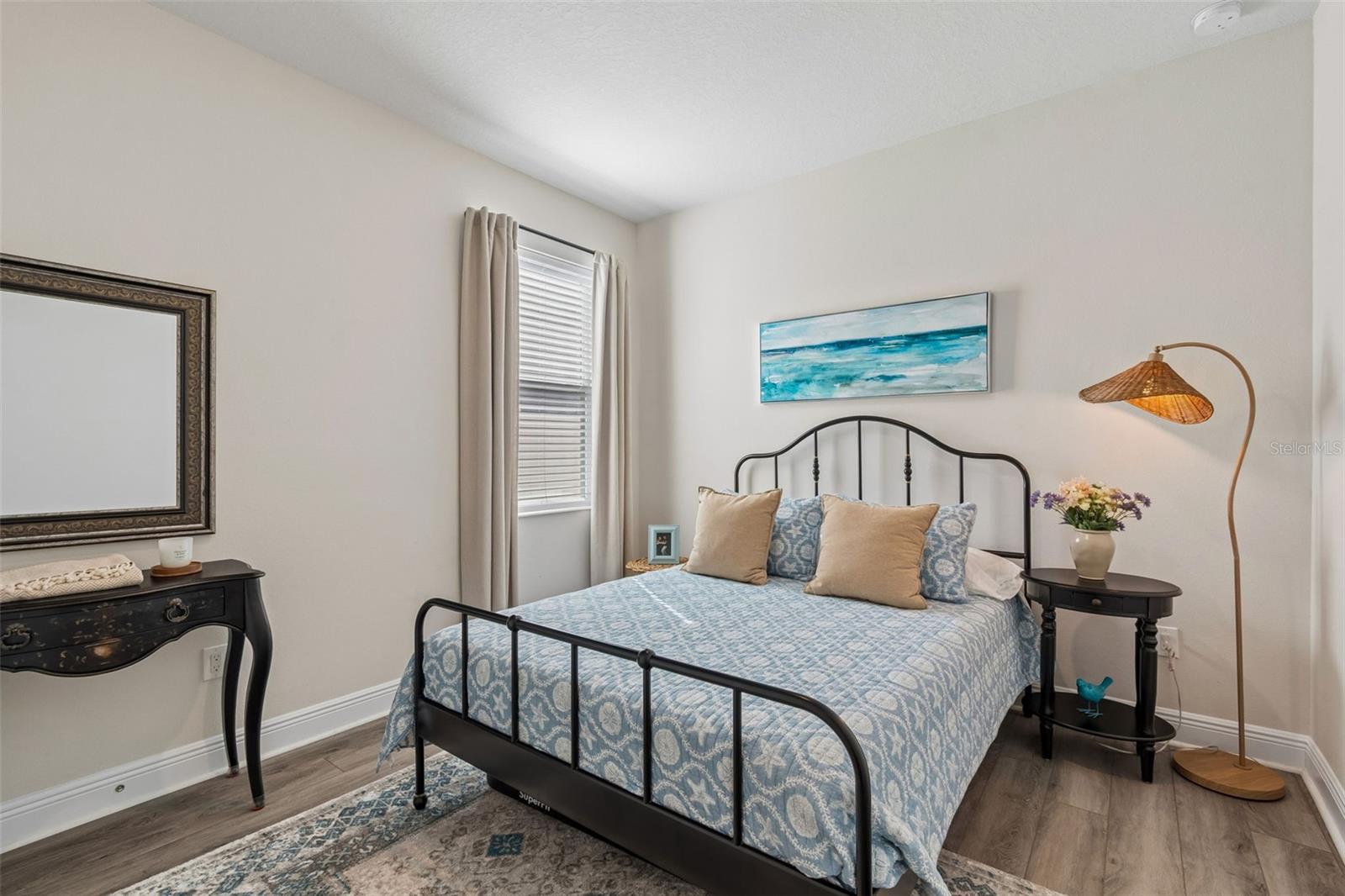 LAKESHORE OAKS SUB - Residential