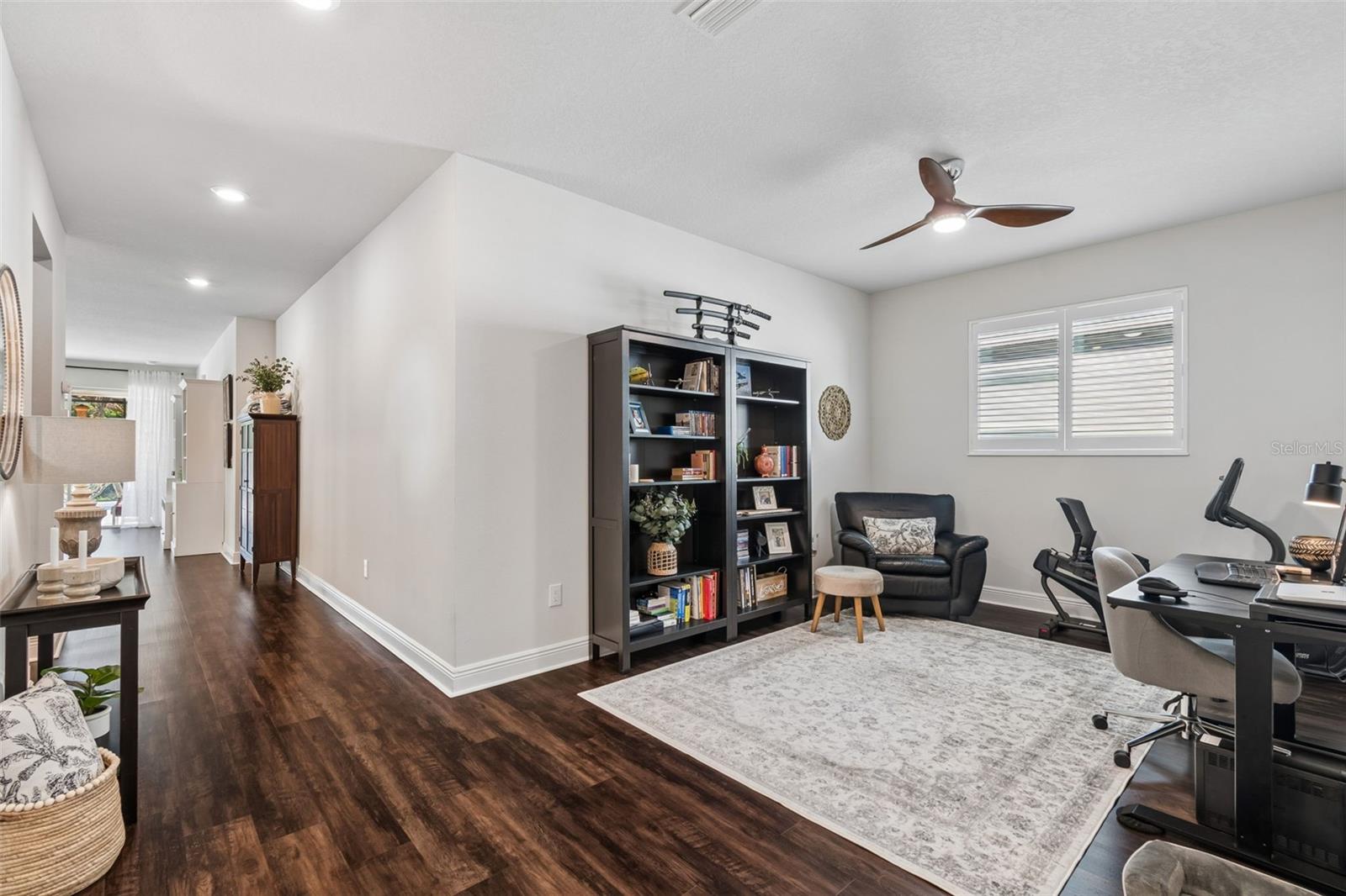 LAKESHORE OAKS SUB - Residential