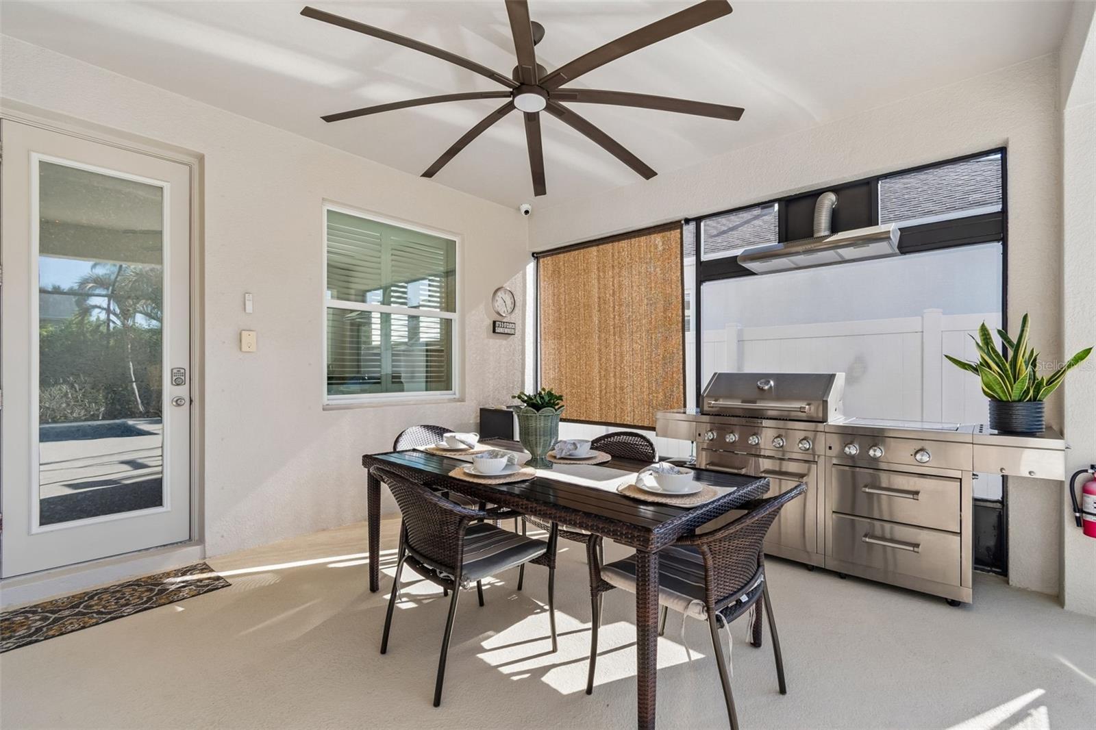 LAKESHORE OAKS SUB - Residential