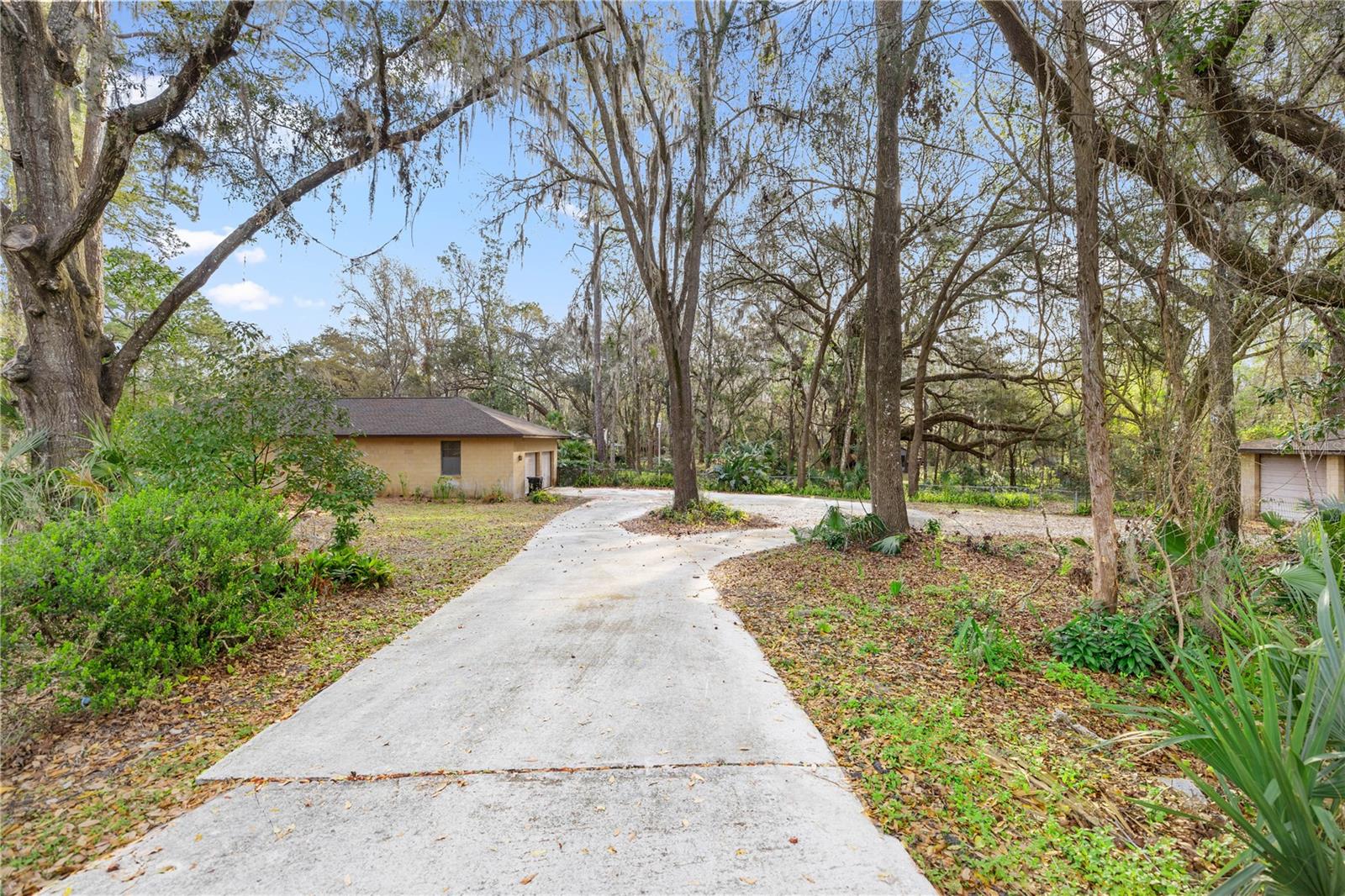 8715 NW 4TH PLACE