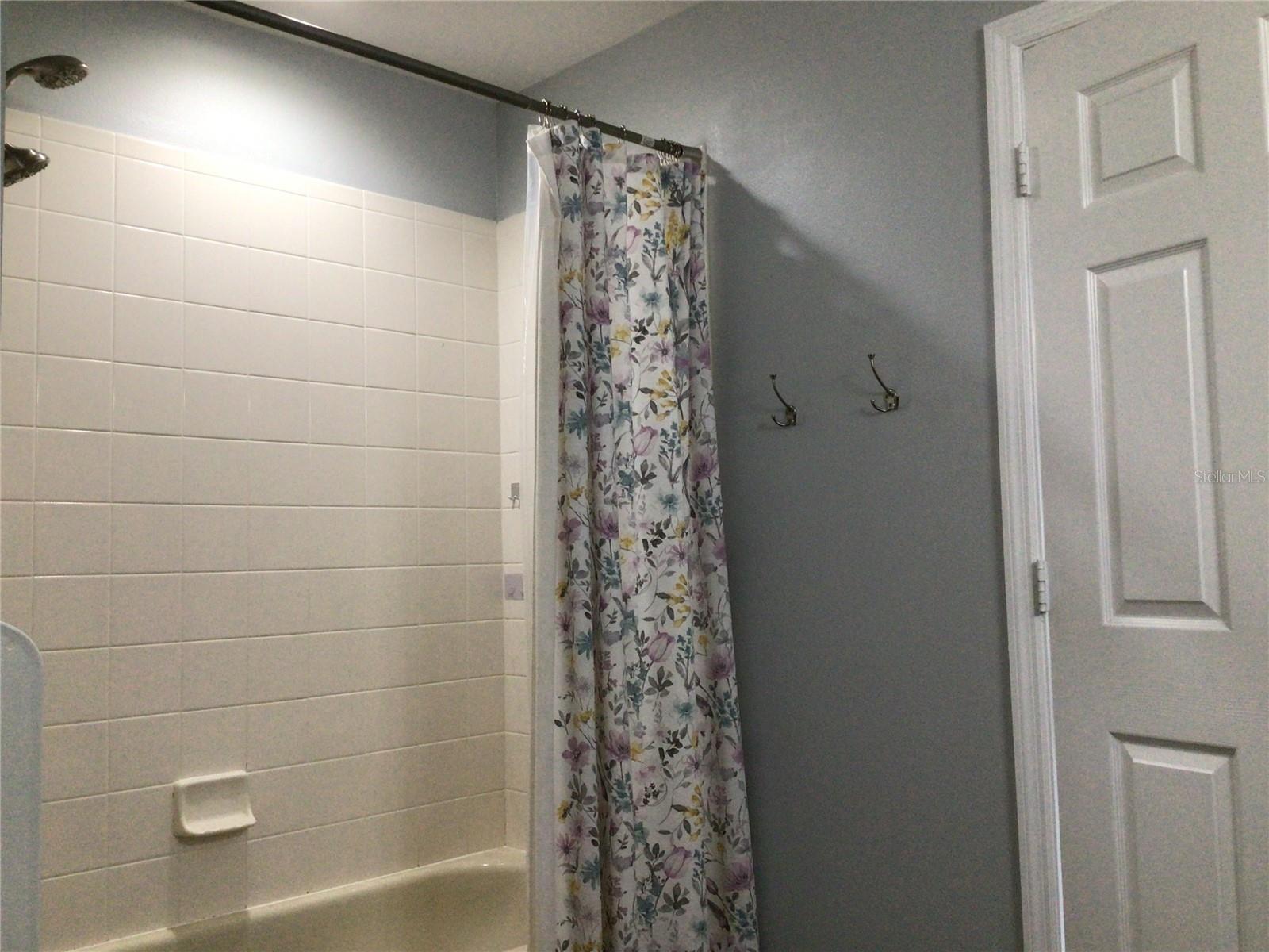 RYBOLT RESERVE PH 01 49 95 - Residential Lease