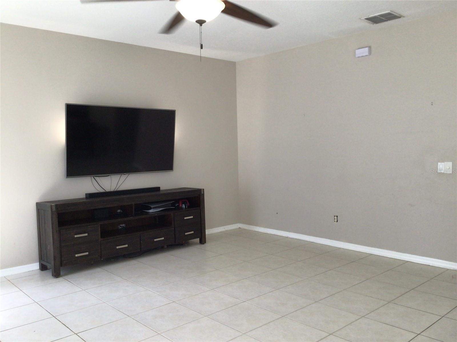 RYBOLT RESERVE PH 01 49 95 - Residential Lease