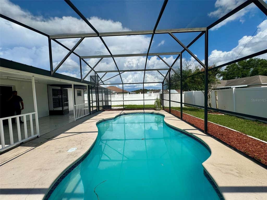 Photo of 14 York Court, Kissimmee, FL 34758 (MLS # S5156095)