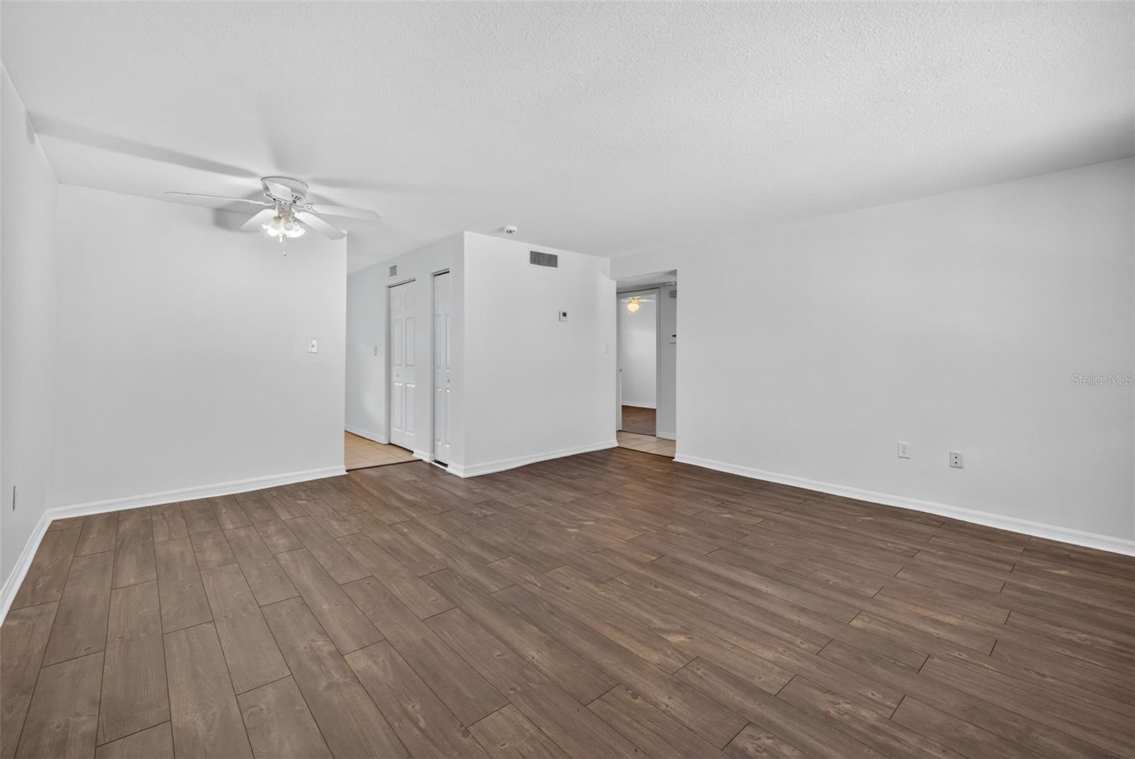 RENAISSANCE VILLAS CONDO - Residential Lease