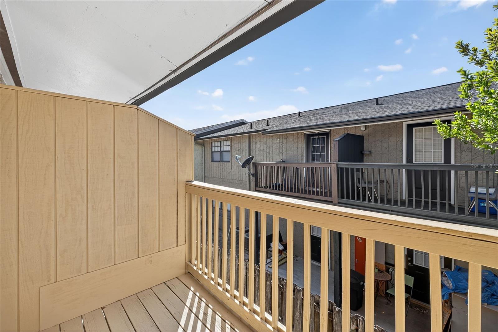 RENAISSANCE VILLAS CONDO - Residential Lease