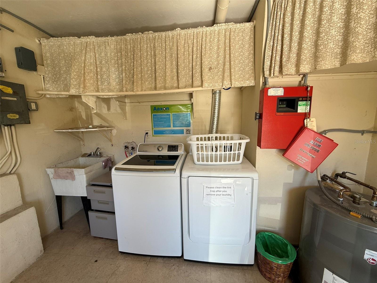 GREENBRIAR CONDO - Residential Lease