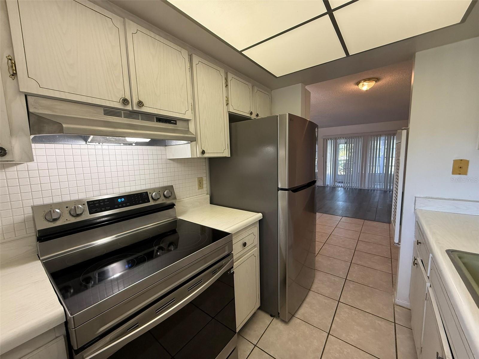 GREENBRIAR CONDO - Residential Lease