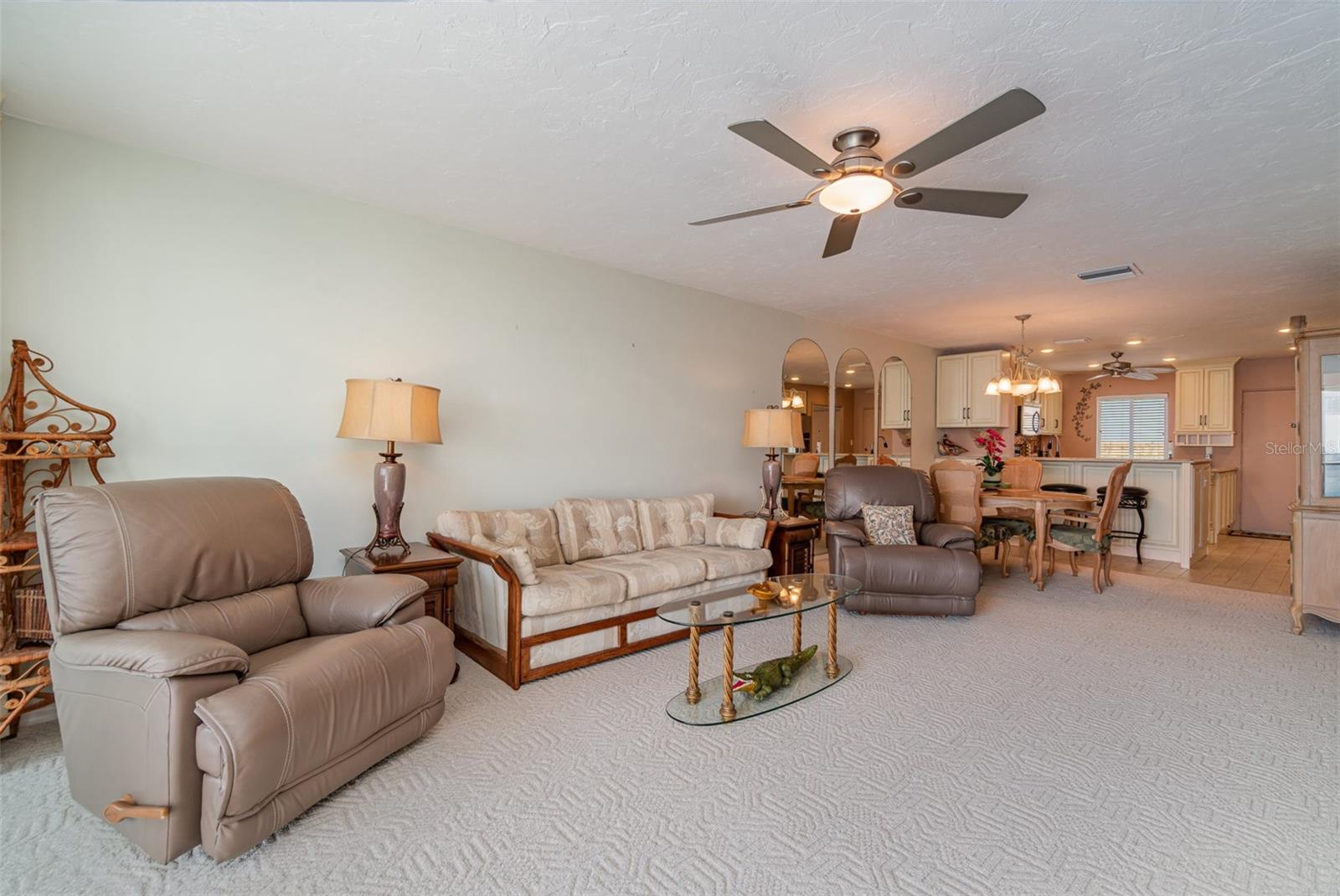 SUNRISE COVE SEC 4 - Residential