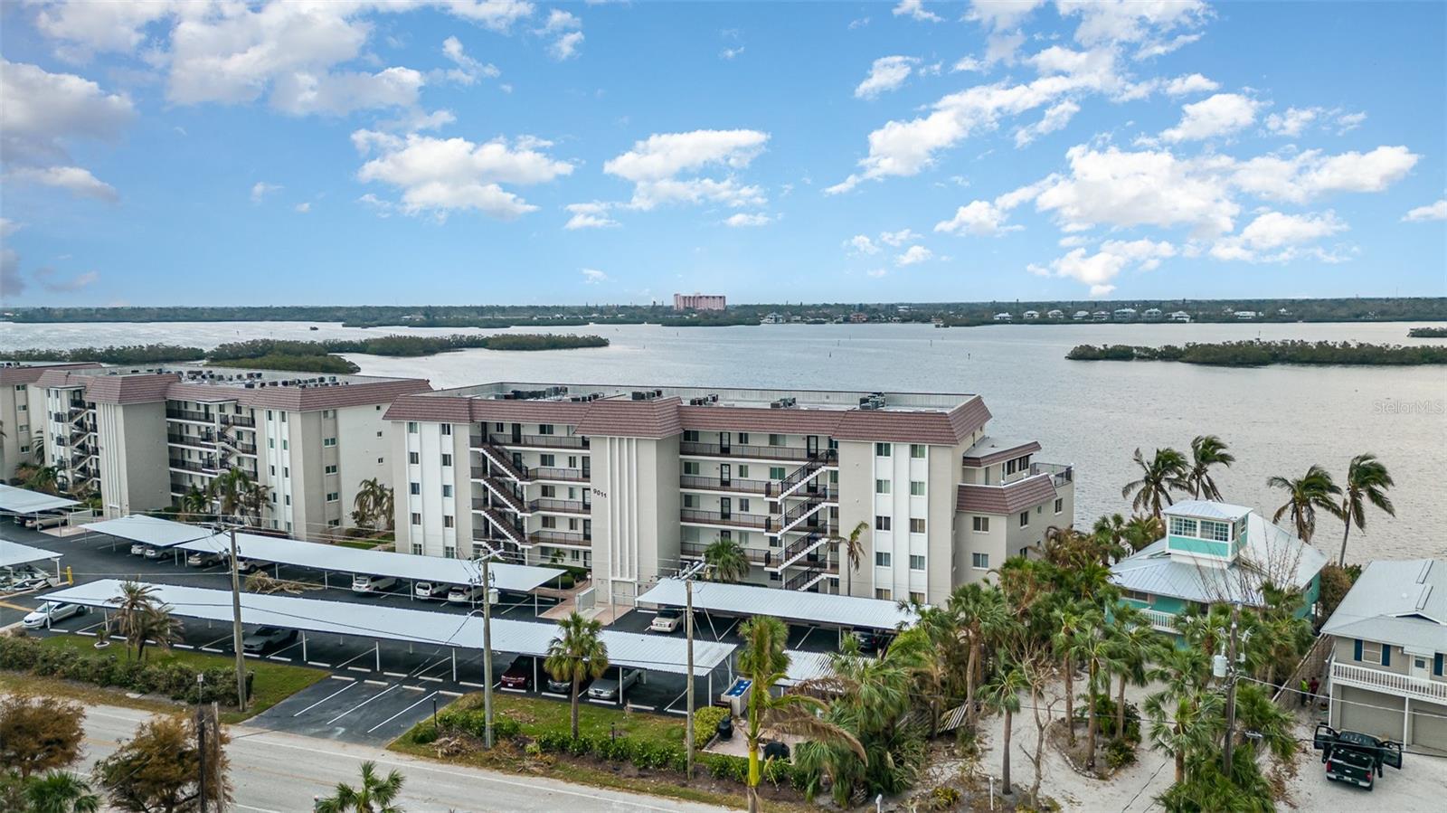 SUNRISE COVE SEC 4 - Residential