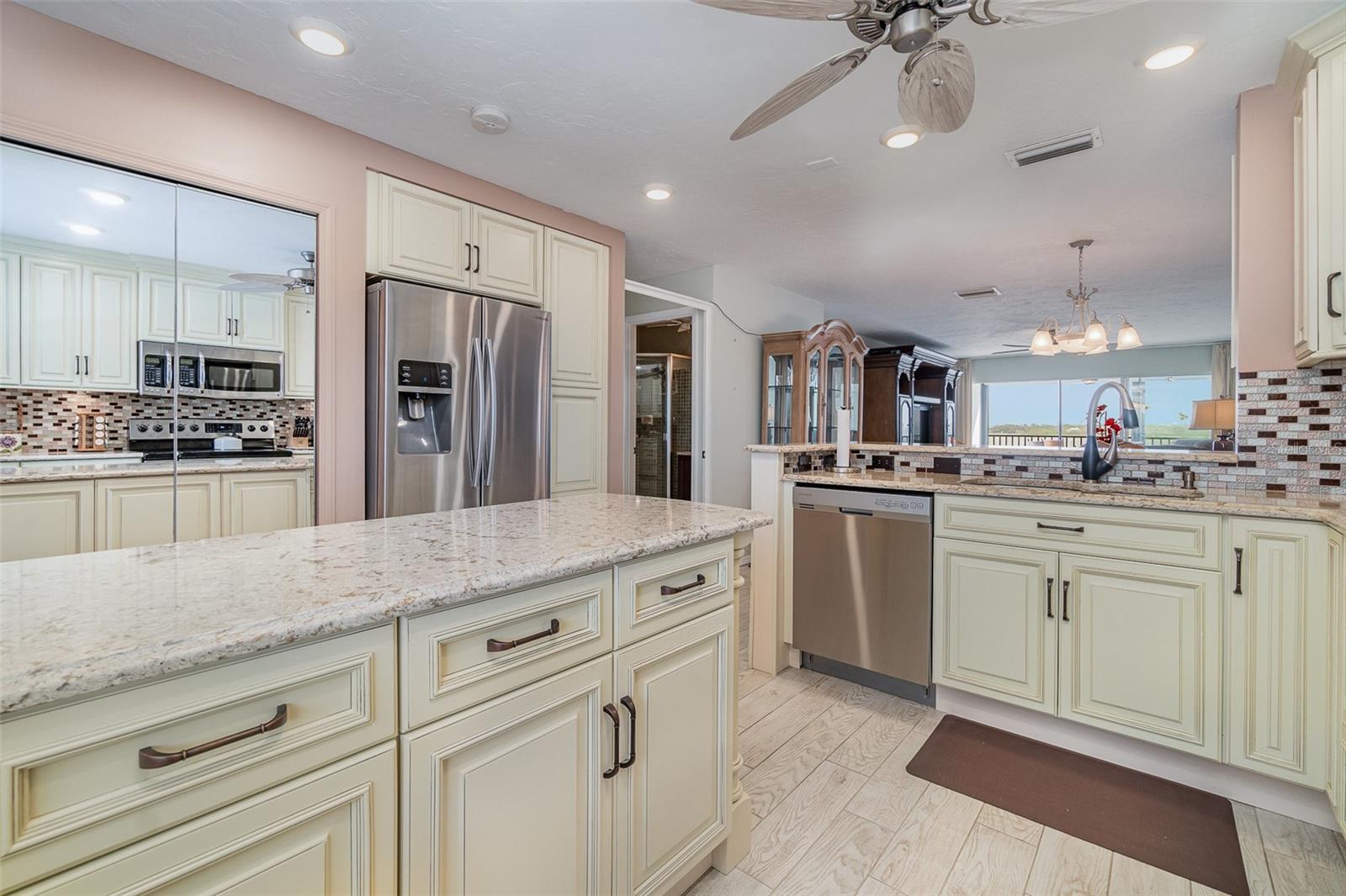 SUNRISE COVE SEC 4 - Residential