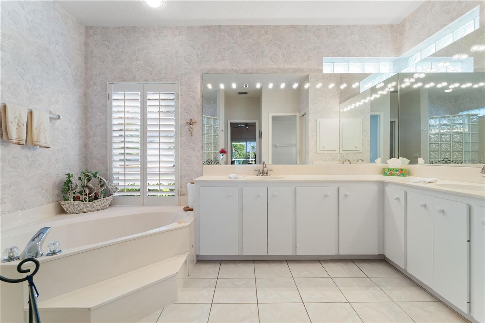 PUNTA FORDA ISLES SEC 12 - Residential