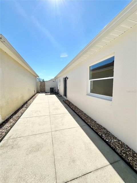 Tiny photo for 1336 Lajolla Circle, Lady Lake, FL 32159 (MLS # G5109333)