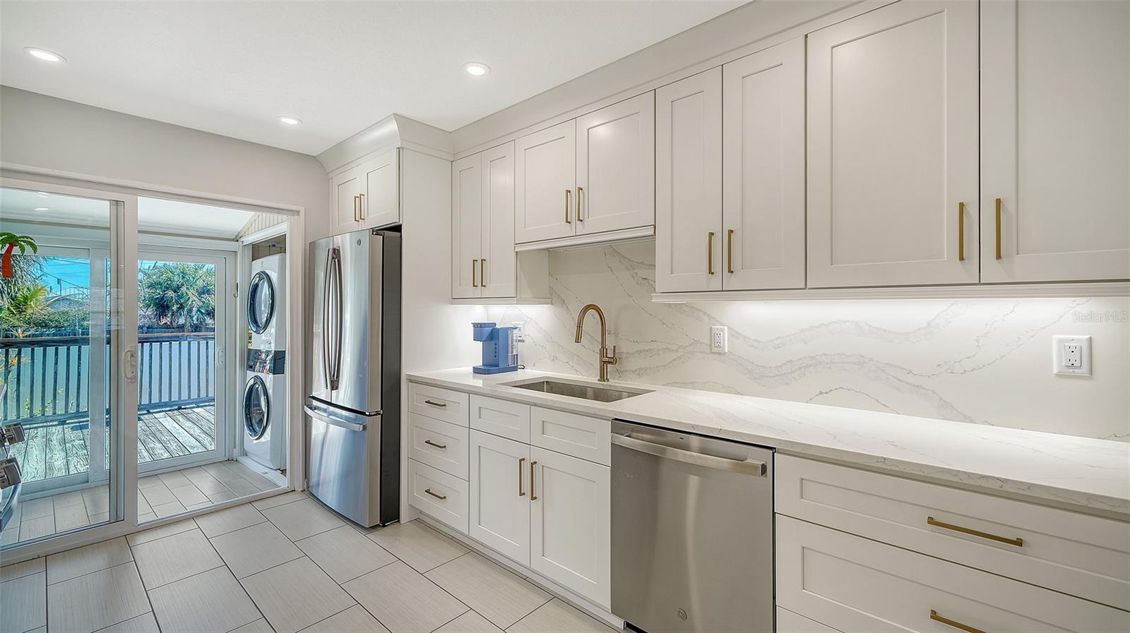 CASTT-AWAY OF NOKOMIS - Residential