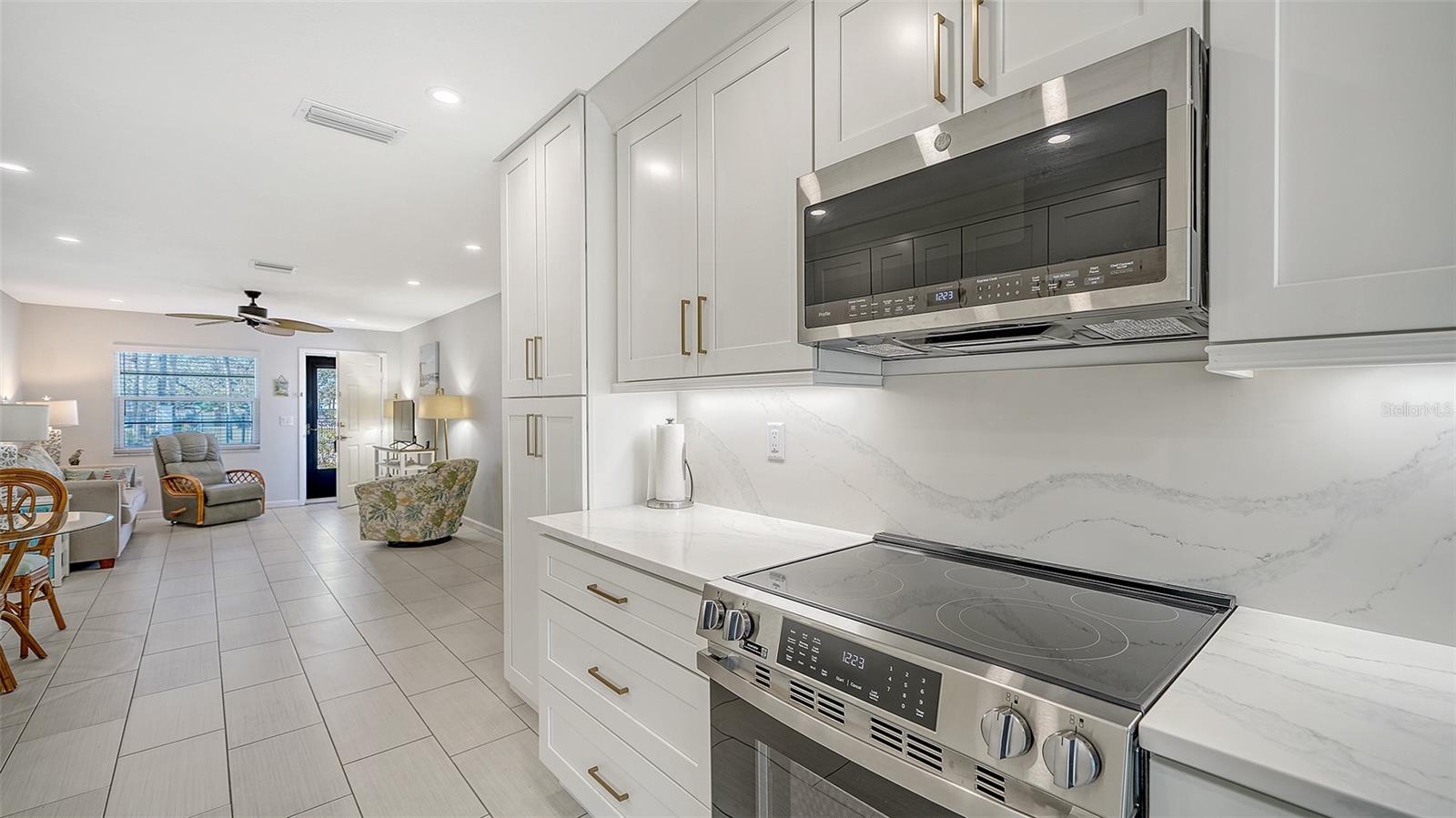 CASTT-AWAY OF NOKOMIS - Residential