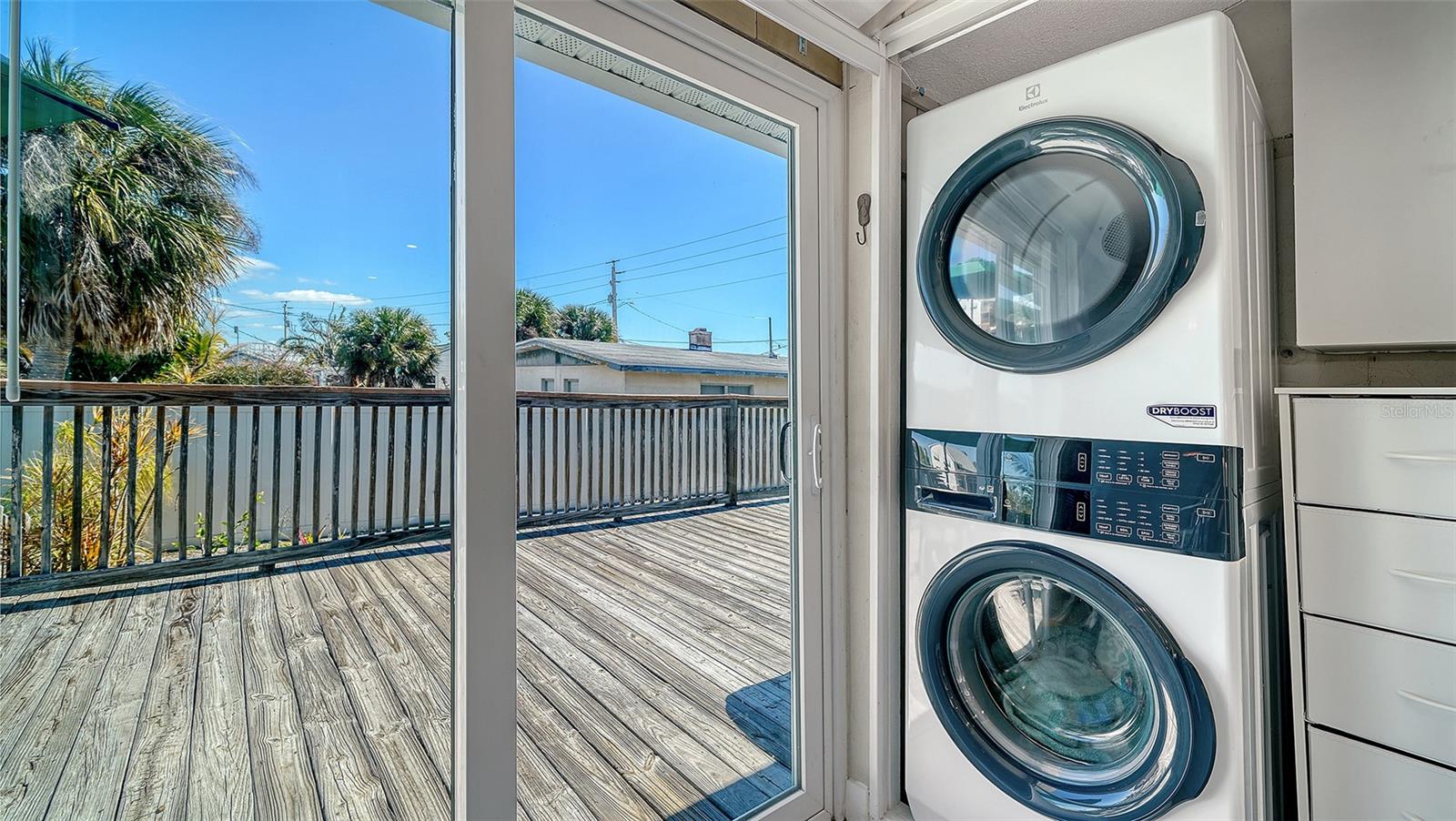 CASTT-AWAY OF NOKOMIS - Residential