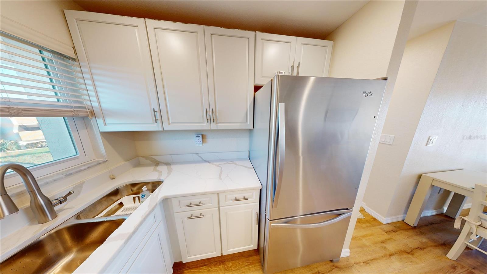 ISLANDER POINT CONDO - Residential