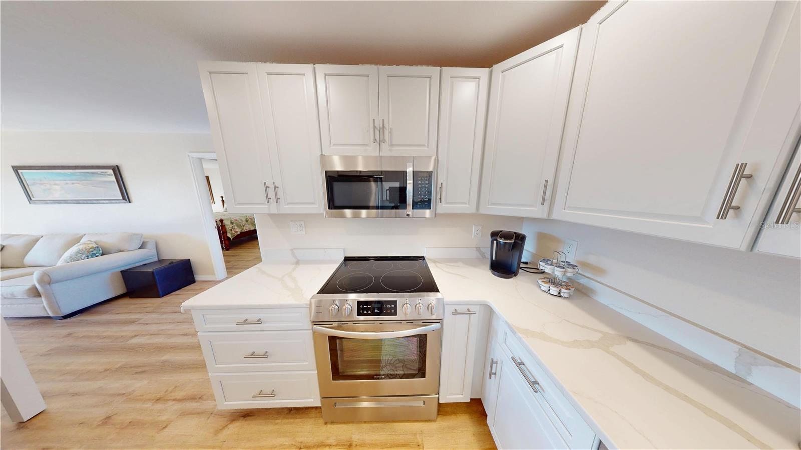 ISLANDER POINT CONDO - Residential