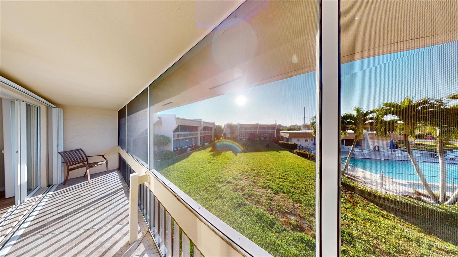 ISLANDER POINT CONDO - Residential