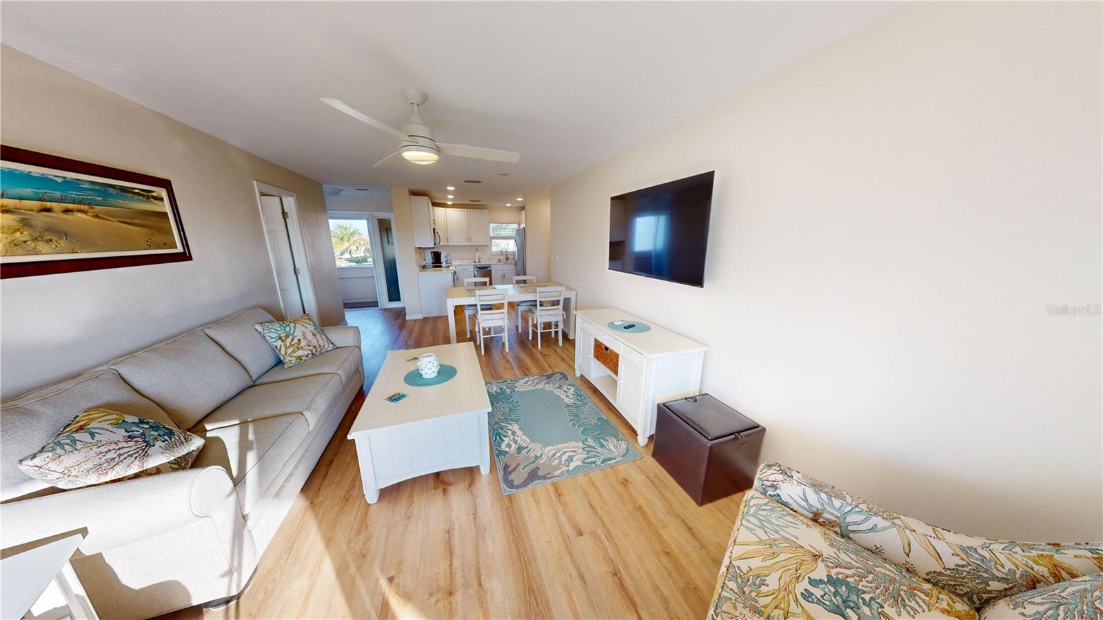 ISLANDER POINT CONDO - Residential