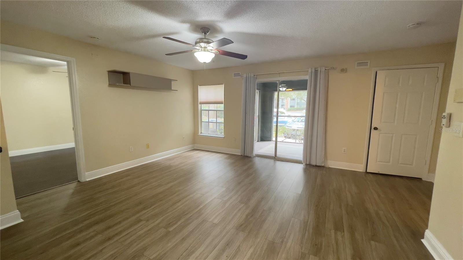 BELMONT/PK CENTRAL CONDO - Residential Lease