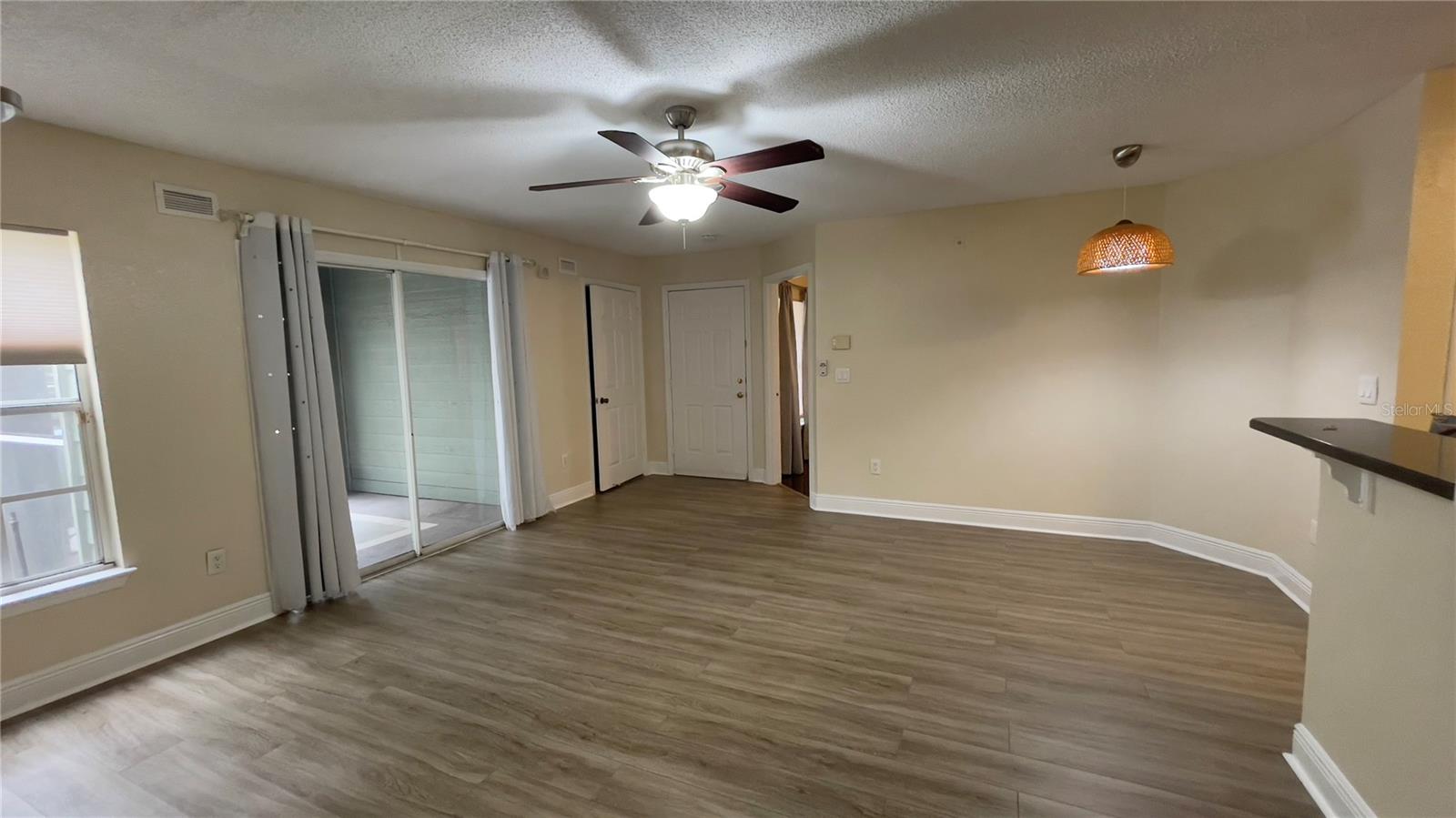 BELMONT/PK CENTRAL CONDO - Residential Lease